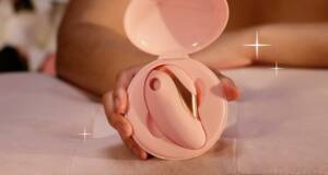 Up_to_50_off_sitewide_FREE_AV_-_Mobile_Homepage_1_guvo1t